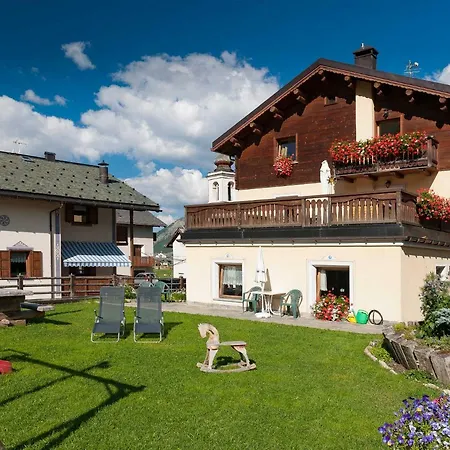 Baita Aris Apartament *